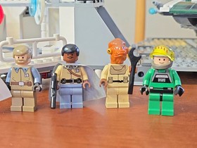 Lego Home One Mon Calamari 7754 Star Wars 100% Complete Mon Mothma Set no Box