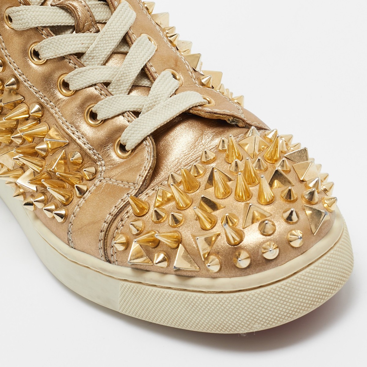 Christian Louboutin ゴールド レース 希少⭐︎ Christian Louboutin Gold Leather Spikes High Top Sneakers