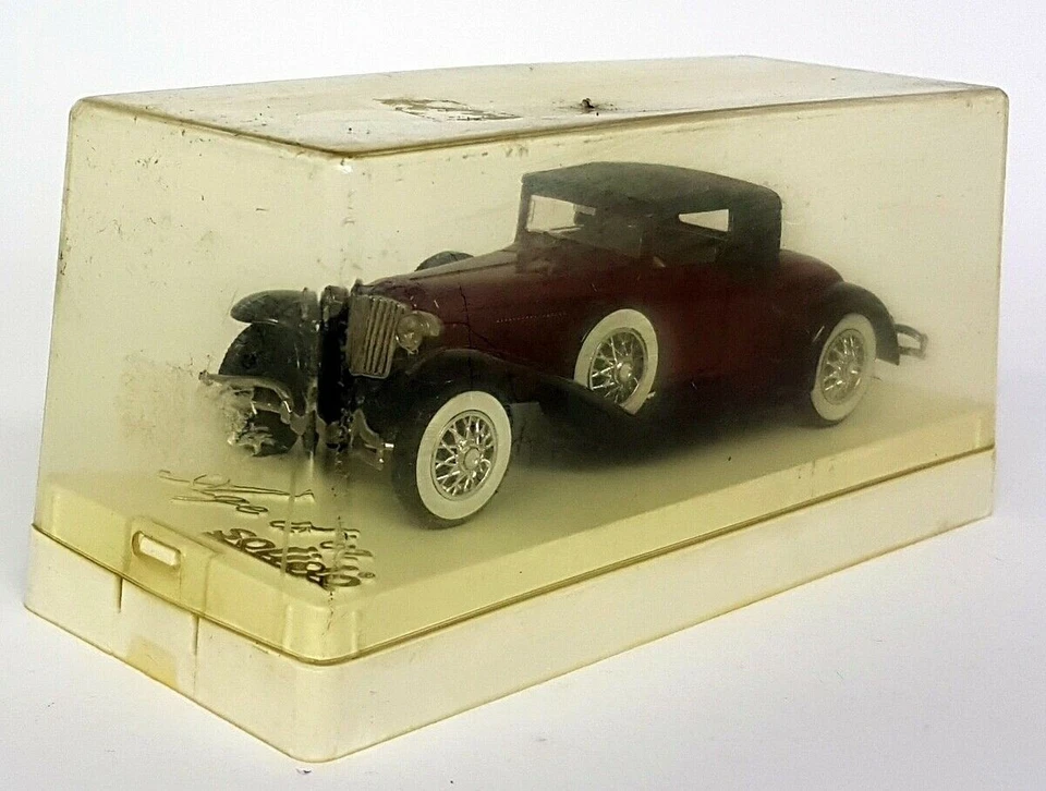 Solido 1/43 - 4080 Cord Coupe Black / Red diecast model car - Image 2 of 3