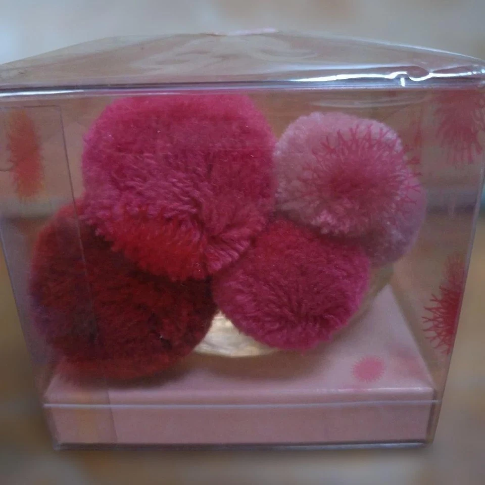 Yves Saint Laurent BABY DOLL Pompom 50 мл/1,6 унций снят с производства ограниченного тиража новый - Изображение 3 из 4