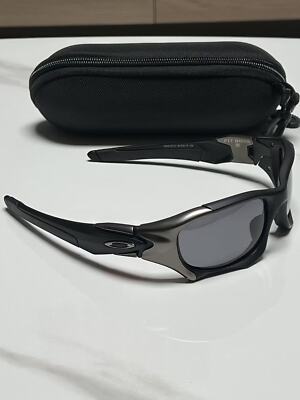 Oakley Pit Boss 2 Sunglasses Gorpcore OO9137-01 Gray Gun Metal New In Box