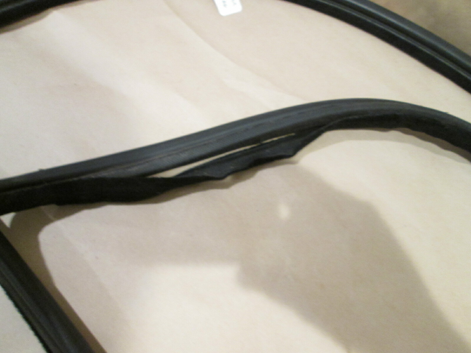 Ferrari Mondial 8  - RH Door Rubber Gasket - P/N 60903900