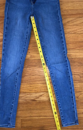 Levi's Womens 720 High Rise Super Skinny Medium Wash Denim Jeans Sz 24 EUC - Picture 7 of 12