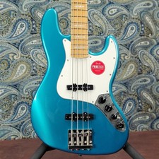 Squier Classic Vibe Active '70s Jazz Bass Ocean Turquoise
