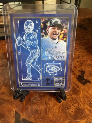 2025 Panini Icon Collection Patrick Mahomes Touchdown Architect Gold SSP #d /10