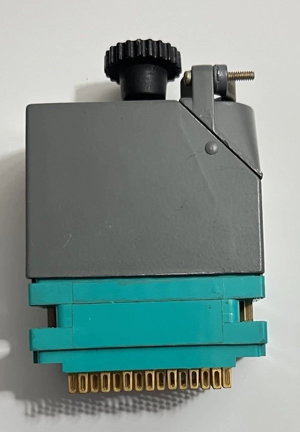 Módulo Conector Programable Contacto Dorado ELCO 8016 Selector Ajustable De Colección Foto 3 de 4