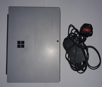 Microsoft Surface Pro 4 i5 6300U 2,4GHz 4GB 128GB SSD 12'' 2in1 2736x1824