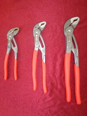 KNIPEX Cobra Wasserpumpenzange, 180 / 250 / 300 mm, selbstklemmend, Knopfdruck