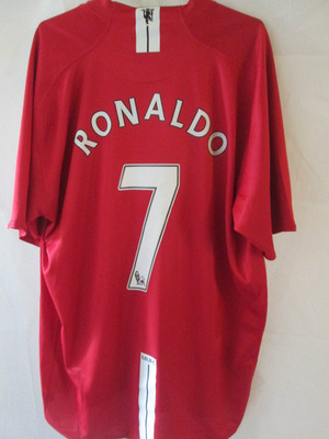 man utd shirt with ronaldo
