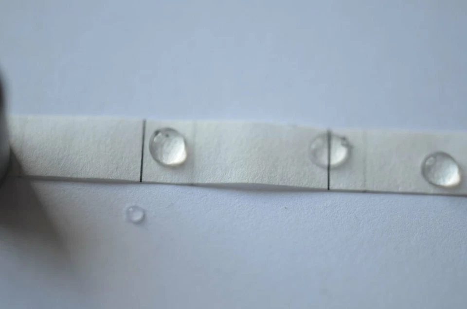 10 x Tiras de troncos magnéticas Nanos Geocaching nano cuaderno de bitácora mini enrolladas - Imagen 3 de 3