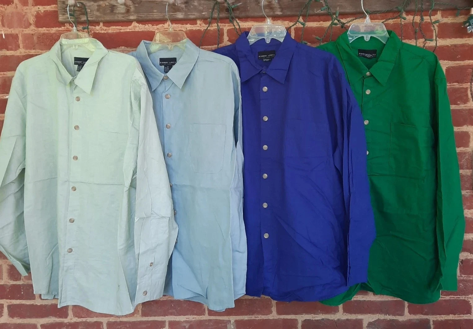 NWOT ROBERT LOUIS Mens MED LOT of 4 Solid LS Button Front Silk/ Linen Shirts 00s
Opens in a new wind