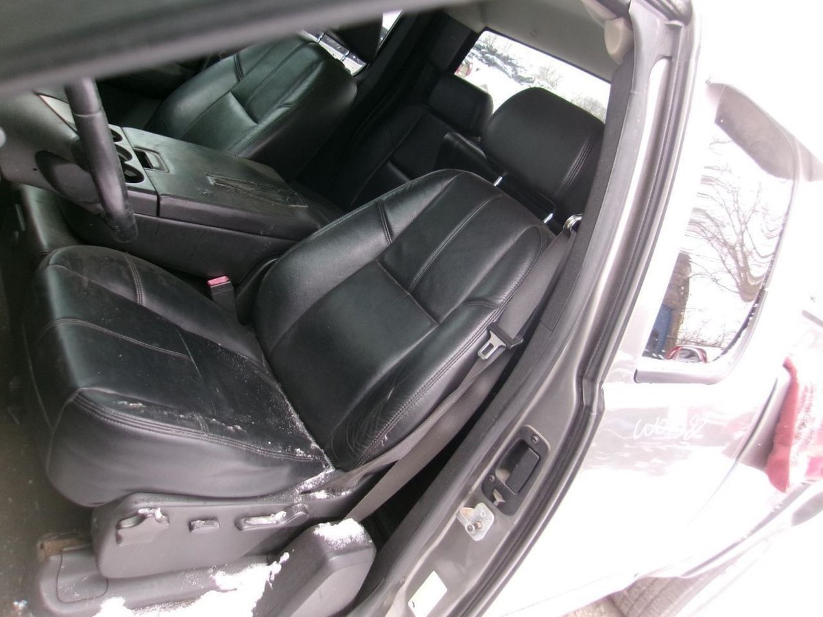 Driver Front Seat Bucket And Only Fits 07-09 SIERRA 1500 PICKUP