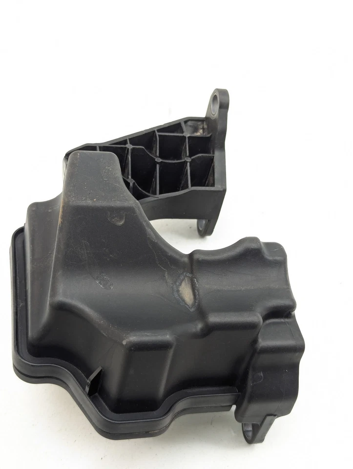 2011 Mini Cooper S R56 R57 R55 R58 R59 Vacuum Pressure Tank Reservoir 7560916 - Image 4 of 4