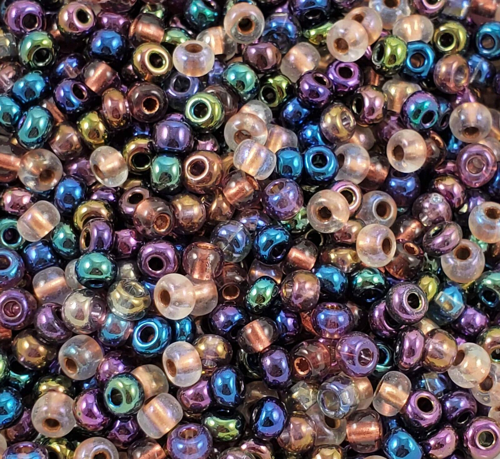 8/0 Opaque Multi-Color Mix Czech Seed Bead (1/2 Kilo) #CSD061 – General Bead