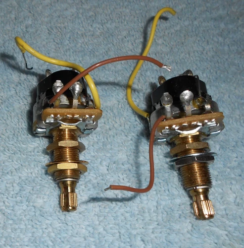 Gibson 500k Push Pull Pots - Audio Taper / Long Shaft - Pair From Les Paul