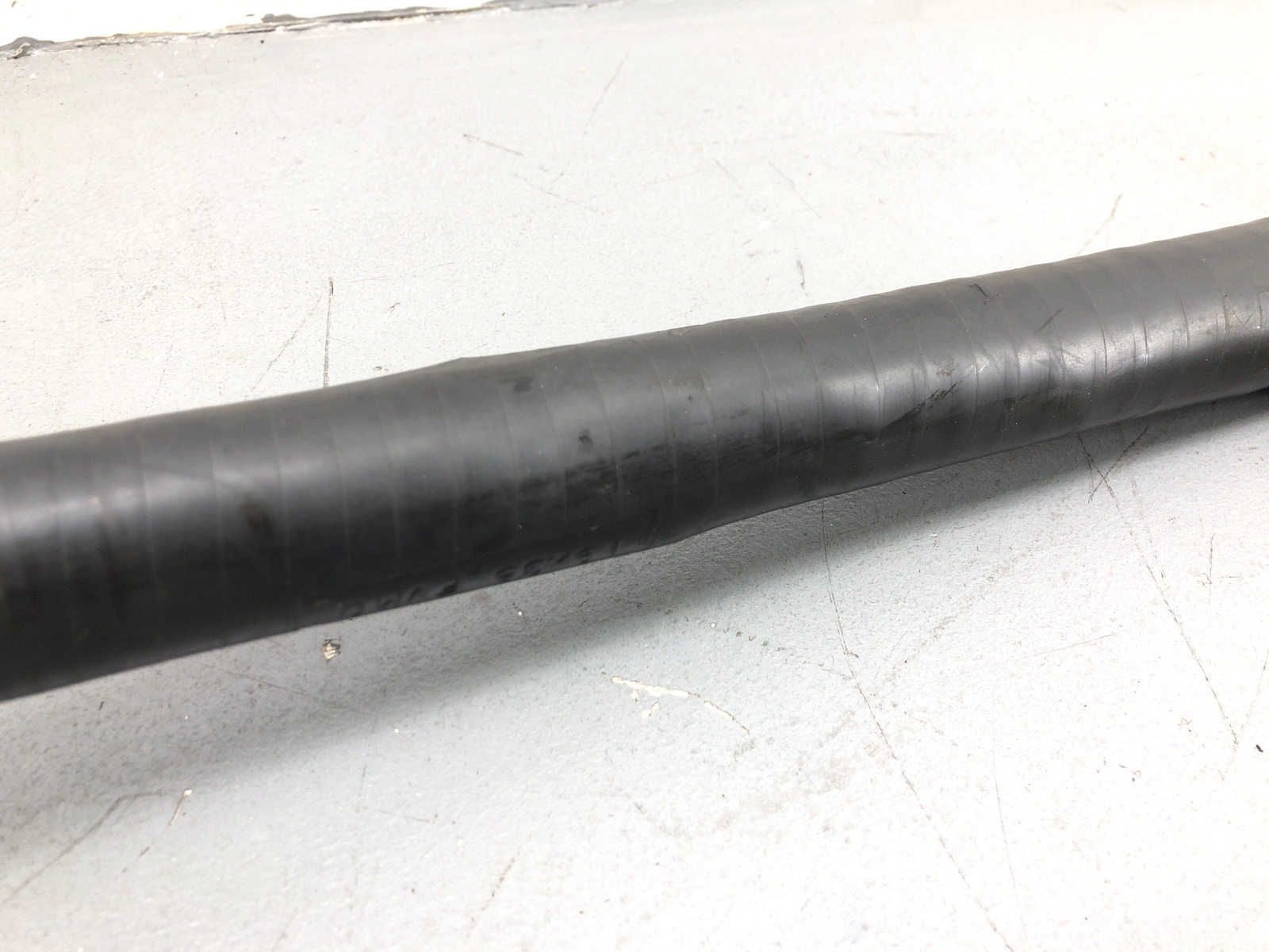 2020-2023 MCLAREN GT 4.0L ENGINE OIL MISC HOSE PIPE LINE 22FA080GP OEM 2021 2022