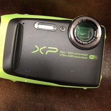 Fujifilm FinePix XP90 16.4MP Waterproof Digital Camera Battery & Card WORKS