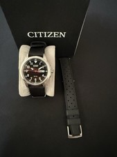 Imagen de Citizen Eco-Drive BM8180-03E Military Field Watch Solar Day-Date 2 Straps