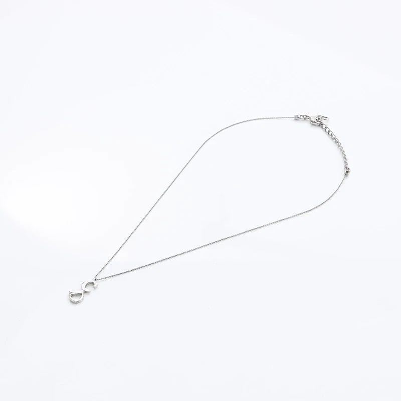 Collana logo Christian Dior argento WS7758