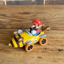 Nintendo Mario Kart in Bumble Bee Car 2011 TOMY Tomica