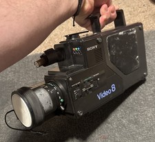 SONY CCD-V8AF VIDEO 8 VIDEO 8 PLAYER VCR RECORDER Sonoptor W/ Battery Pack