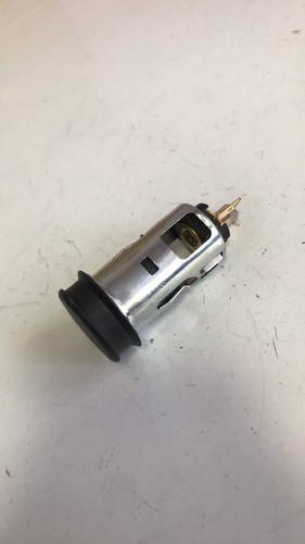 12 V socket