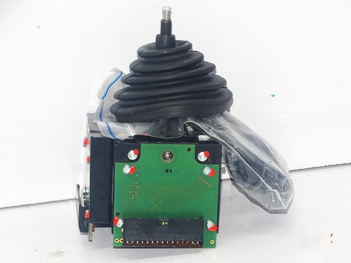 CAVOTEC MICRO-CONTROL JOYSTICK V14/66-2L/L -STEPLESS LTD DELFI CAVOTEC REMOTES - 第 1/6 張圖片