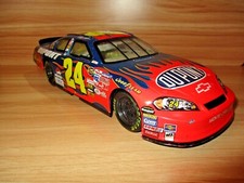 NASCAR Jeff Gordon 24 Diecast Replica Chevrolet Monte Carlo SS Oupont Car