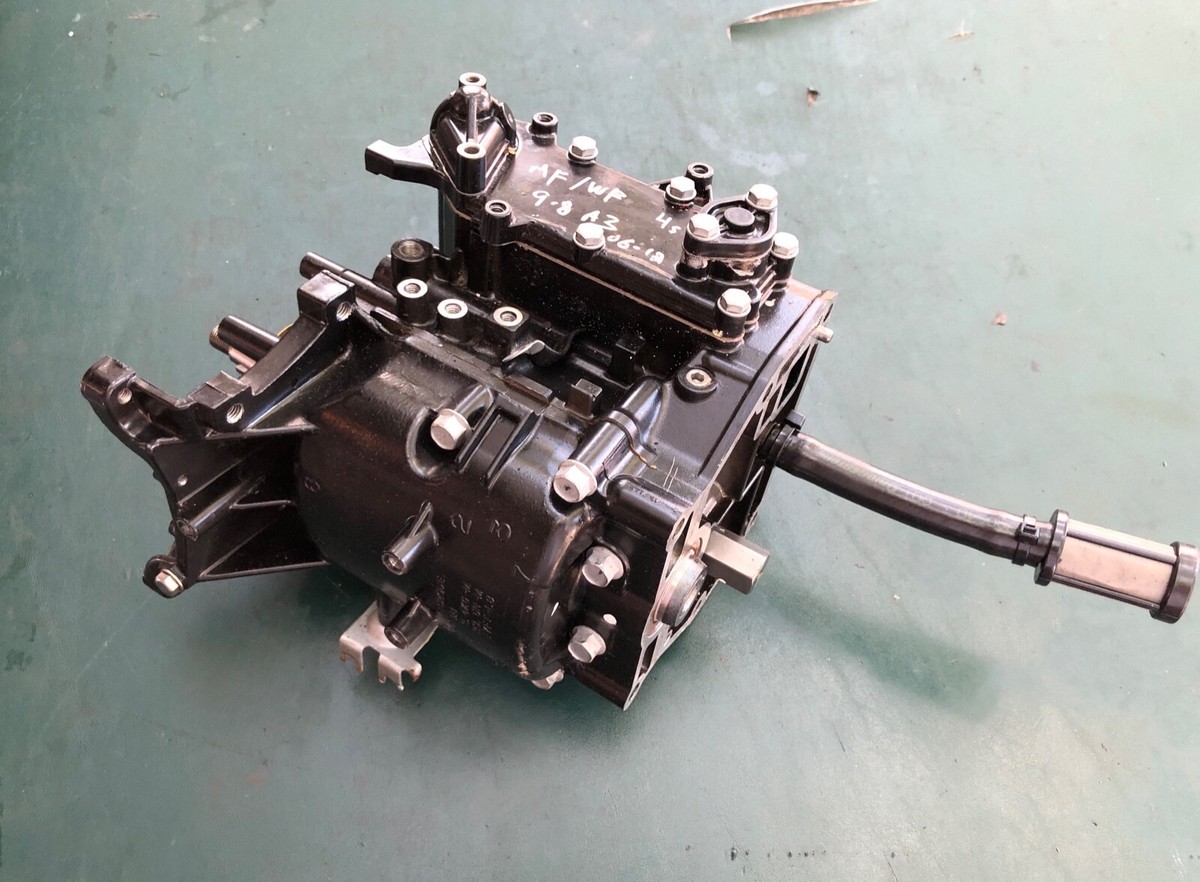 MFS 9.8 hp Tohatsu Nissan 3V1B011000 CYLINDER CRANK CASE 8hp