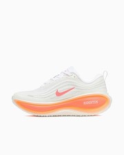 Nike Vomero Plus WMNS HV8154-107 Sail Hot Lava Laufschuhe EU 36,5