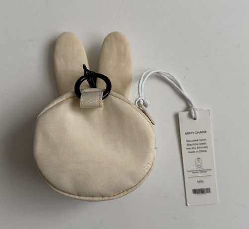 Borsa con ciondolo Baggu Miffy nuova con etichette esclusiva borsa con zip bianca panna - Foto 2 di 2