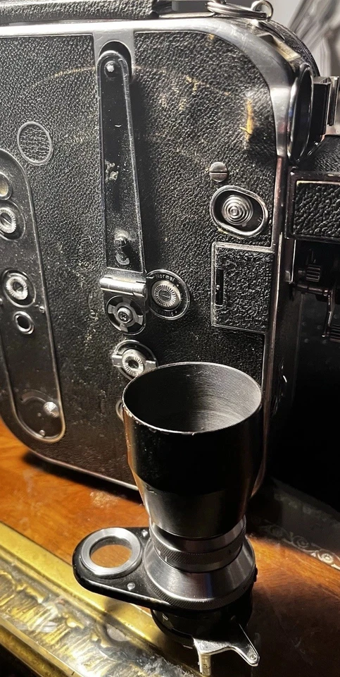 Cámara de película Zeiss Ikon Movikon 16 mm con lentes Sonnar 25 mm f/1,4, 1:4 7,5 cm Foto 2 de 3