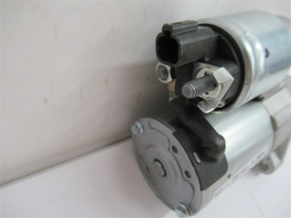 Valeo 36100-2G100-SJ, 12V Starter compatível com Hyundai Sonata 09-14, Santa Fe 10-14 - Imagem 2 de 4