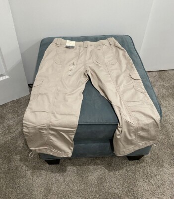 NWT Macy InStyle Capri Pants Size 4 (Beige) | eBay