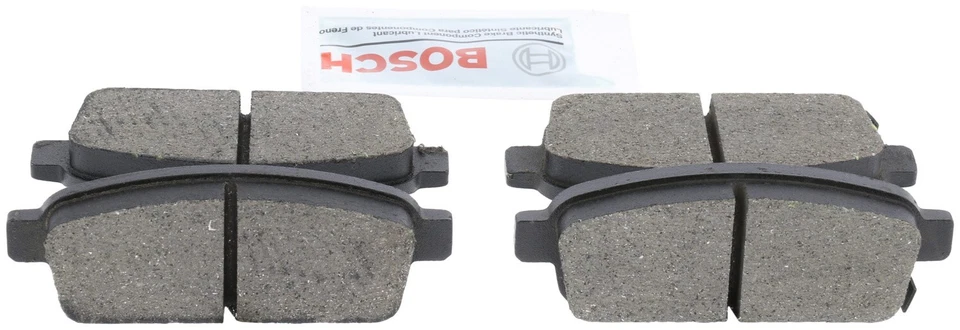 Pastillas de freno traseras de cerámica QuietCast para Chevrolet Volt Bosch 2011-2015 2012 2013 Foto 3 de 4