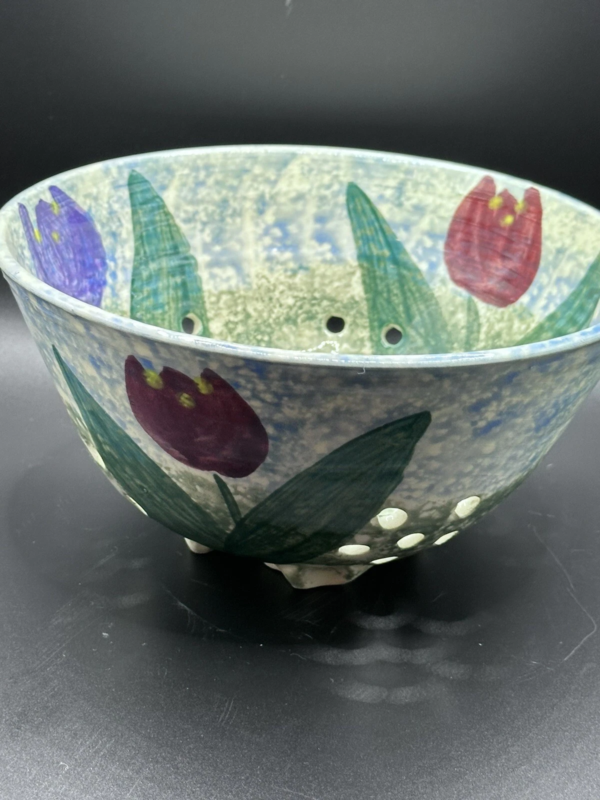Art Pottery Hand Painted Floral Tulip Strainer Colander￼