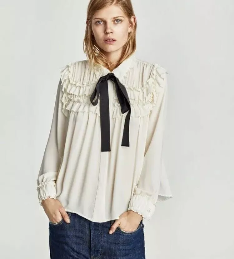 Gorgeous Zara White Ruffle Blouse w Black Bow Tie Pussy Bow Blogger, XS  SOLD OUT