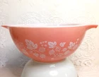 VTG Pyrex PINK GOOSEBERRY Mixing Bowl 442 CINDERELLA 1-1/2 Qt USA Fast Ship