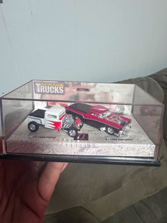 Hot Wheels Classic Trucks 1:64