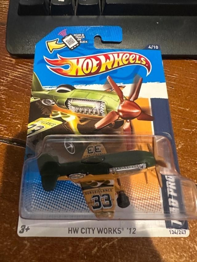 2012 Hot Wheels HW City Works Mad Propz #134
