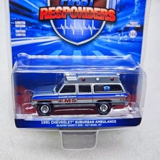 Greenlight 1:64 Emergency personnel 2-1991 Chevrolet Suburban Ambulance 