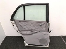 Porte arrière et accessoires Mazda 626