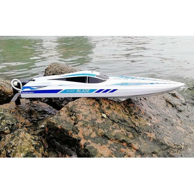 blade rc boat