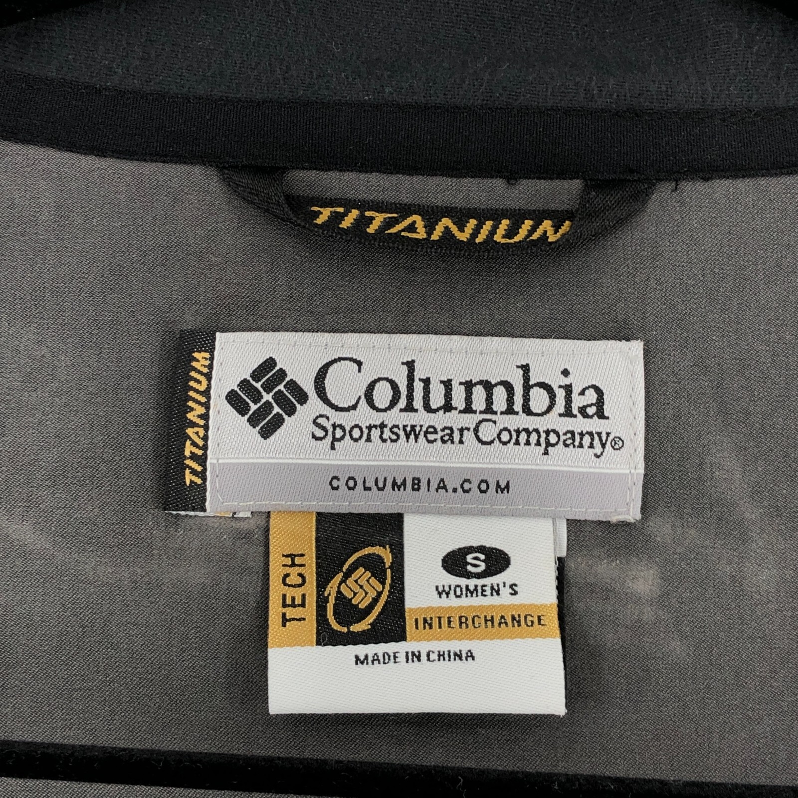 COLUMBIA Titanium Tech SoftShell Jacket Coat Wome… - image 4