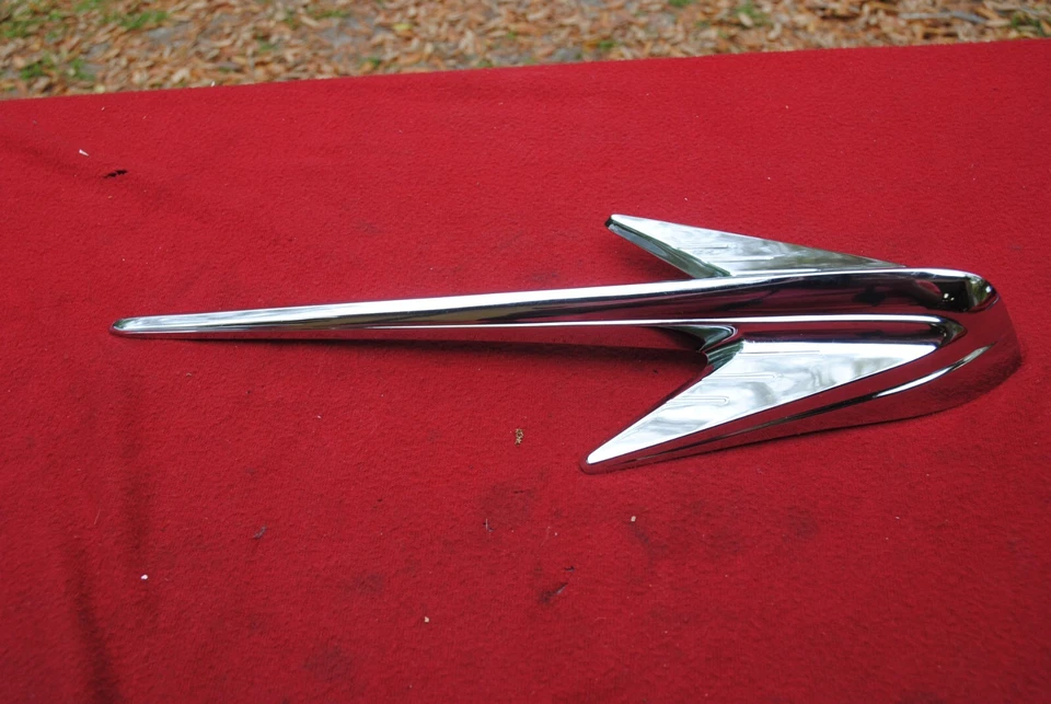 49 50 PACKARD NOS CAPUCHA MOLDURA CON ADORNO CALIDAD DE EXHIBICIÓN # 394755 IMPRESCINDIBLE VER Foto 3 de 4