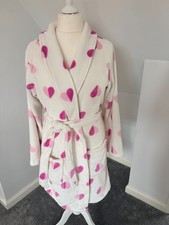 Immaculate! Hardly Worn! Victoria Secret Heart Fluffy Robe - M/L (12/14/16) 
