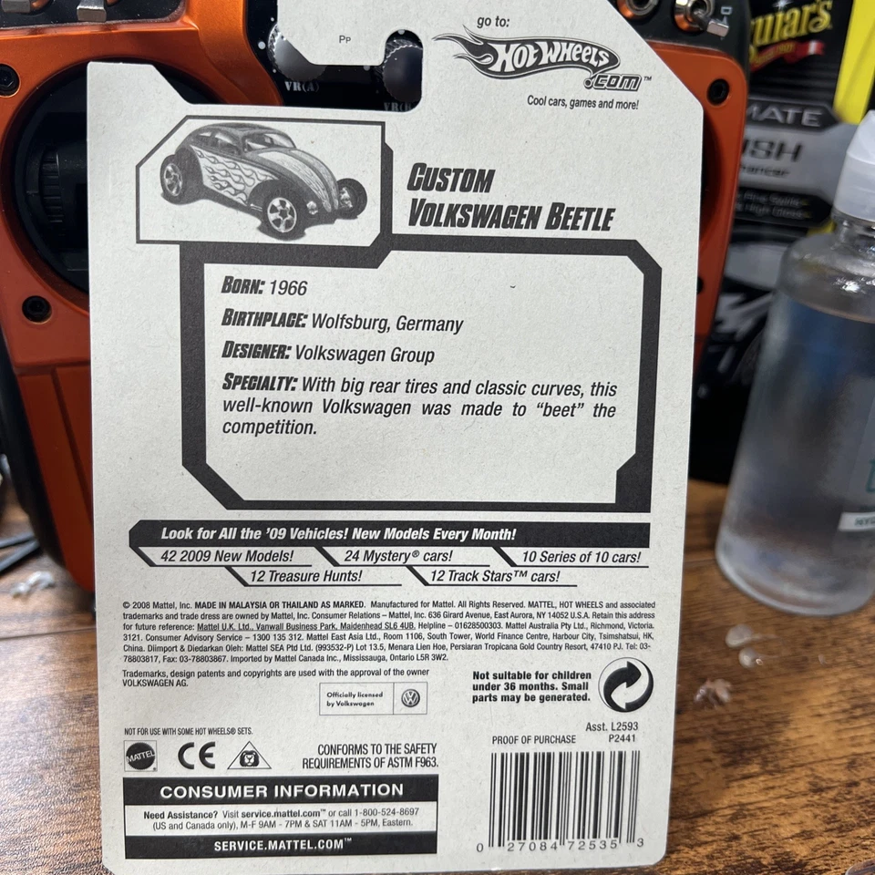 Hot Wheels 2009 Factory Sealed Set Heat Fleet CUSTOM VOLKSWAGEN BEETLE Green - Image 2 of 3