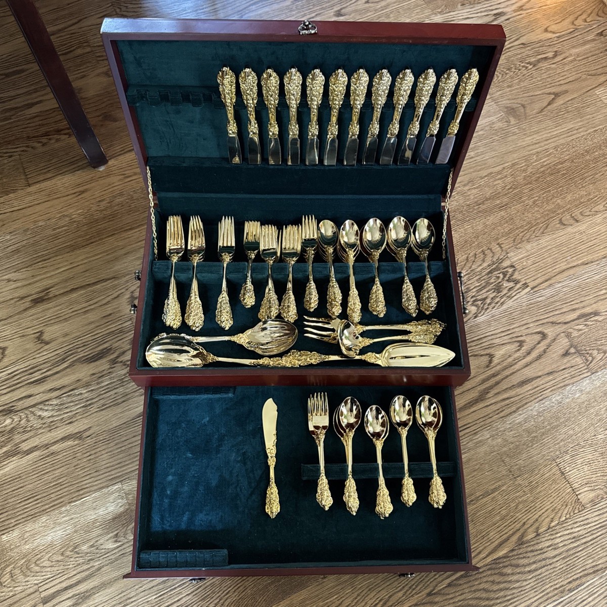F.B Rogers 90 Pc Gold Plated Flatware Set in Wallace Wood Cherry