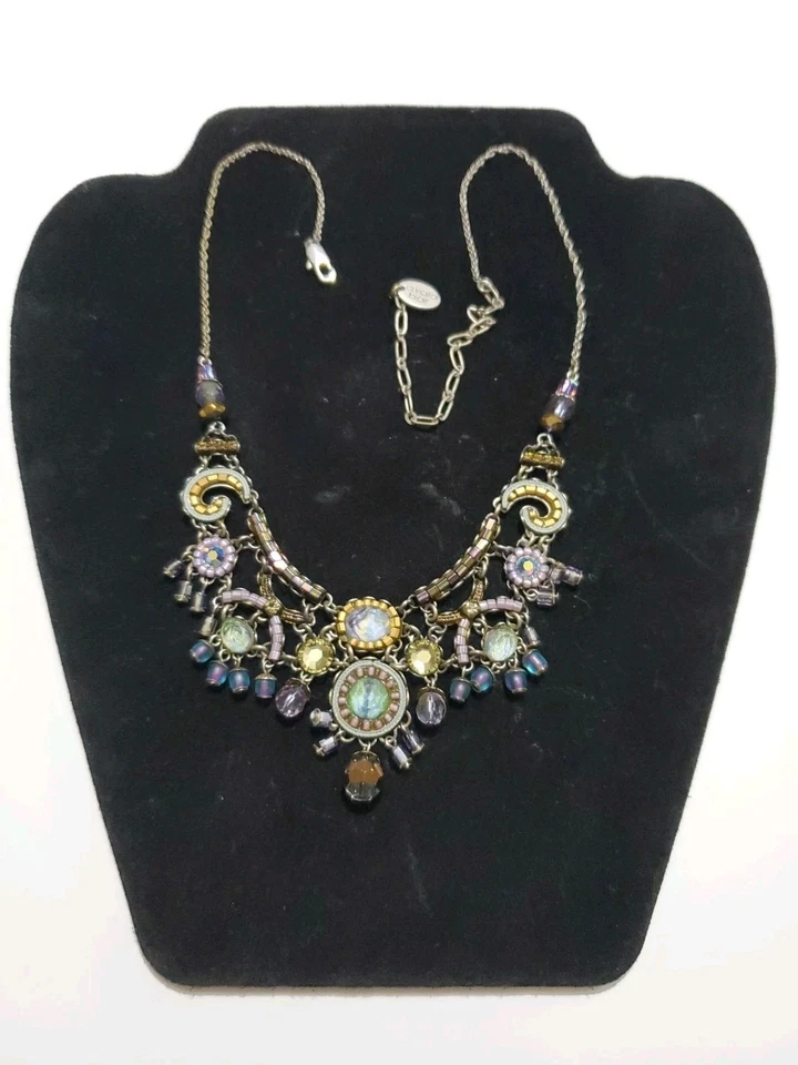 Collar de cristal con cuentas místicas Ayala Bar Foto 2 de 4