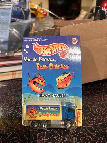 1996 Hot Wheels Hiway Hauler Fish-O-Saurs Van de Kamps Collectors Edition